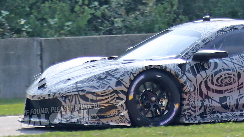 Illustration for article titled Mid-Engine Corvette C8.R: The Best Look Yet